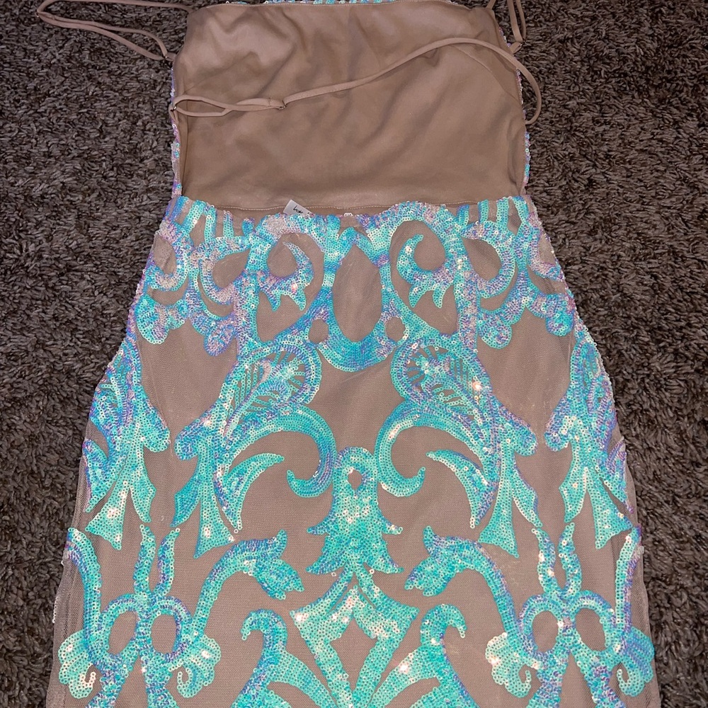 Lucy in the sky hoco dress, never worn!!!